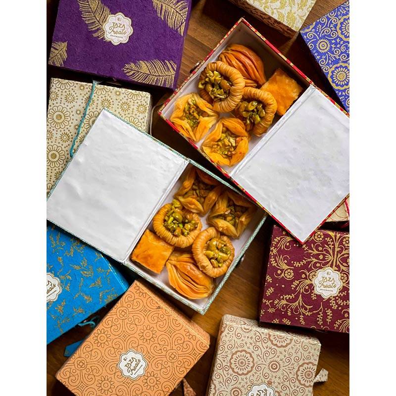 Rakshya Bandhan Gift Box (6 pcs) from Taza Treats