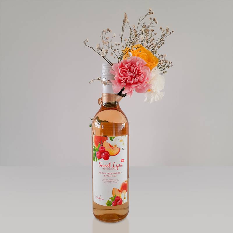 Sweet Lips Peach Raspbery Vanilla White Wine (750 ml) with Mini Floral Bouquet