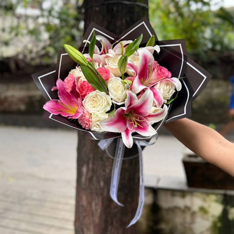 White Whisper Lily Rose Bouquet