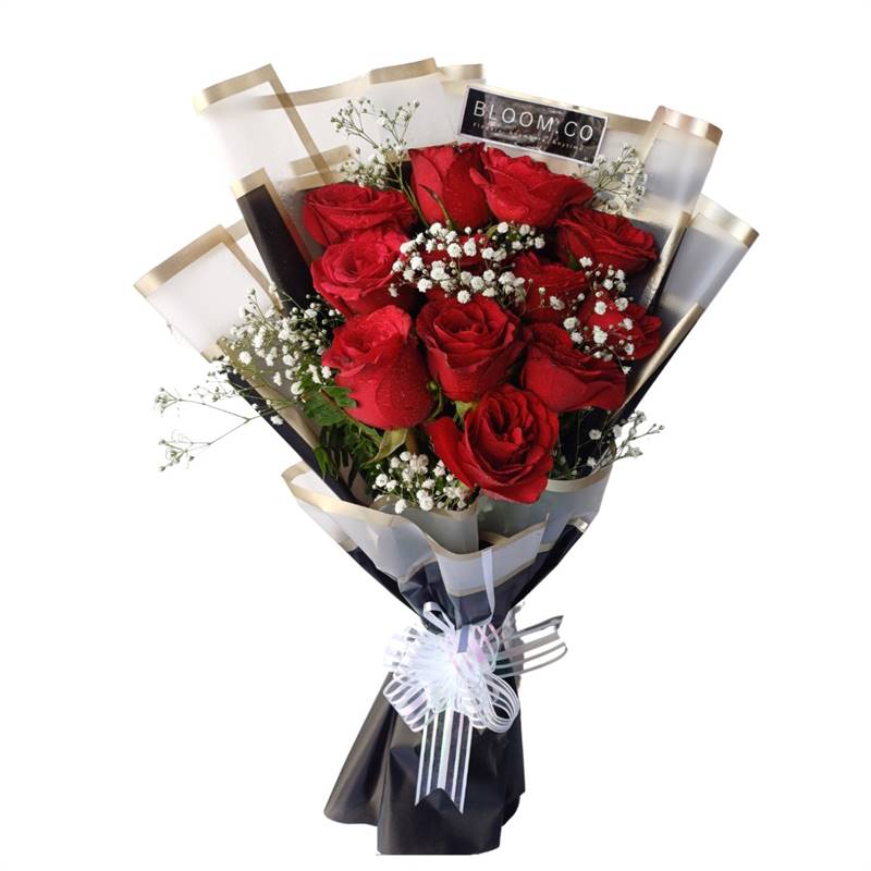 Classic Red Rose Charm Bouquet from Bloom.co