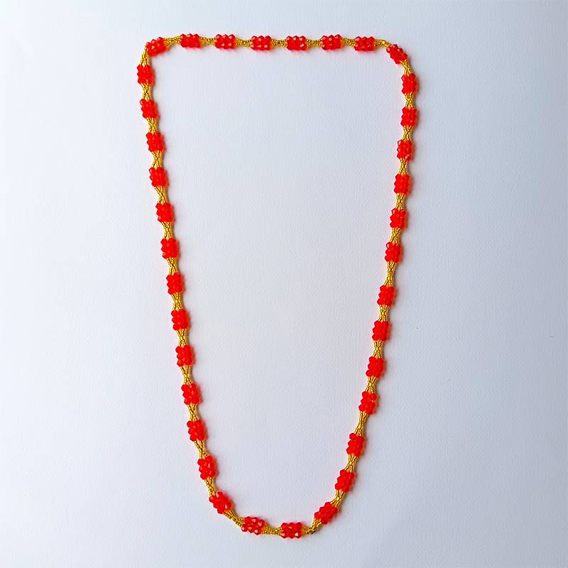 Red & Golden Digonal Potey