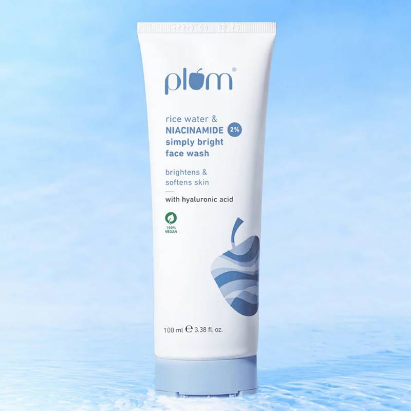 Plum Rice Water & Niacinamide 2 % Simply Bright Face Wash 