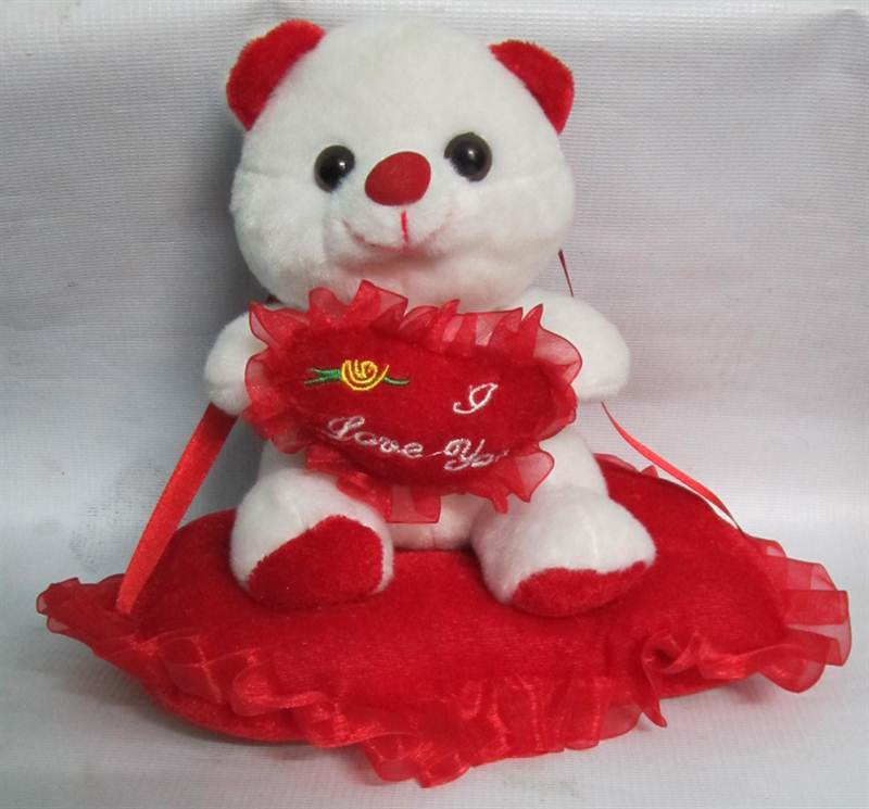 White Baby Toys with Red Heart Shape Kusan (8 Inch))