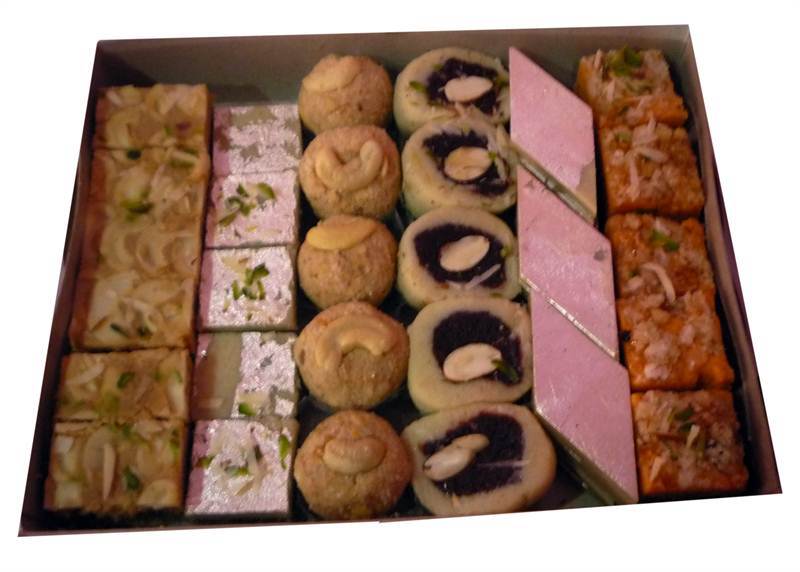 Mix Sweet Box Set 1 kg from Anmol Sweets
