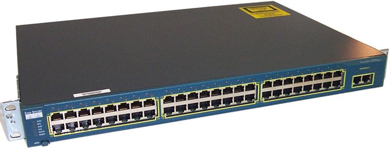 Cisco Catalyst 48 Port Switch (WS-C2950T-48-SI)
