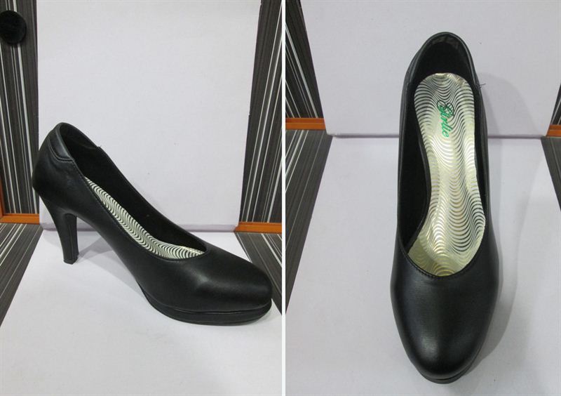 Kara Ladies Plain Black Heels (K02/022)