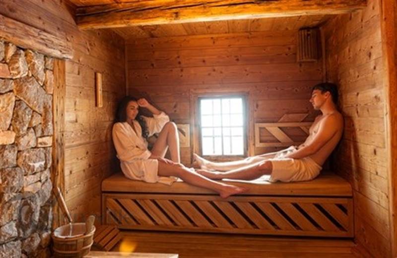 Valentines Day Offer - Couple Sauna or Steam Bath (60 min)