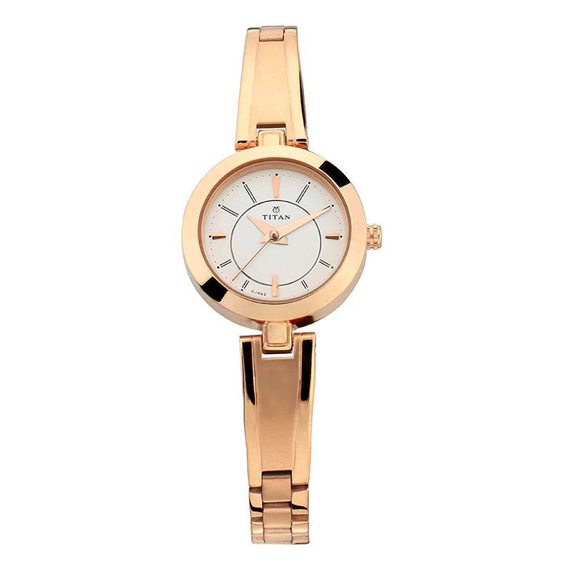 Titan Karishma Analog Silver Dial Women's Watch-2598WM01