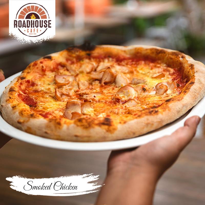 Roadhouse Cafe Smoked Chicken Pizza