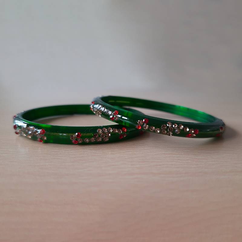 Green glass clearance bangles online