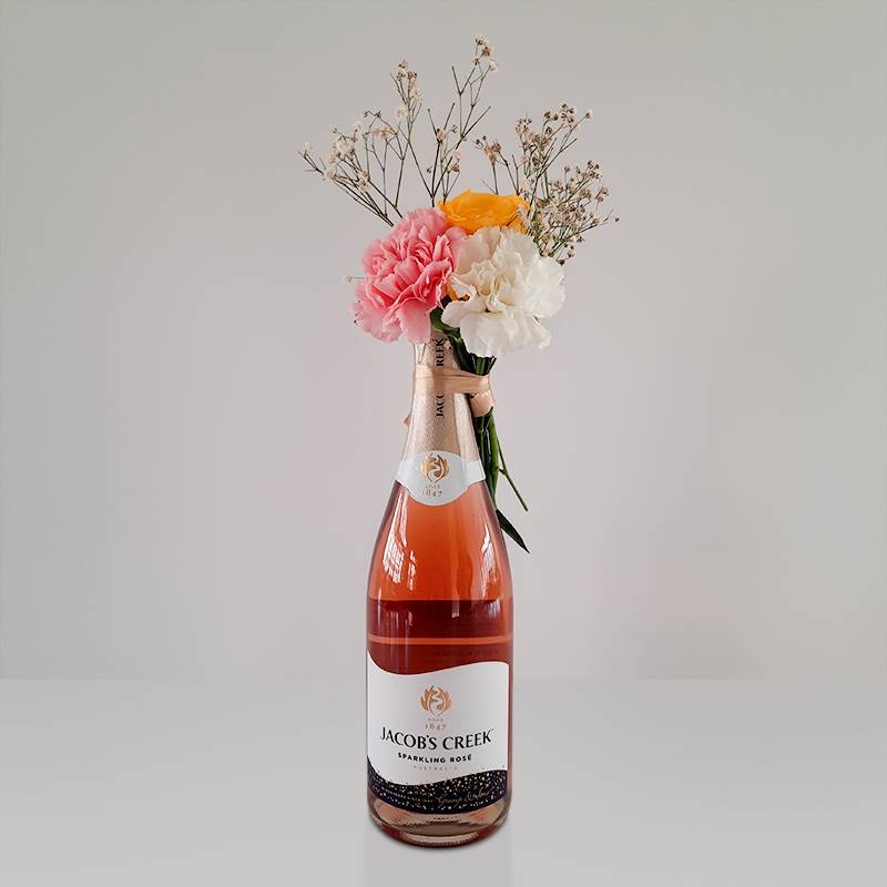 Jacob's Creek Sparkling Rose Wine (750 ml) with Mini Floral Bouquet