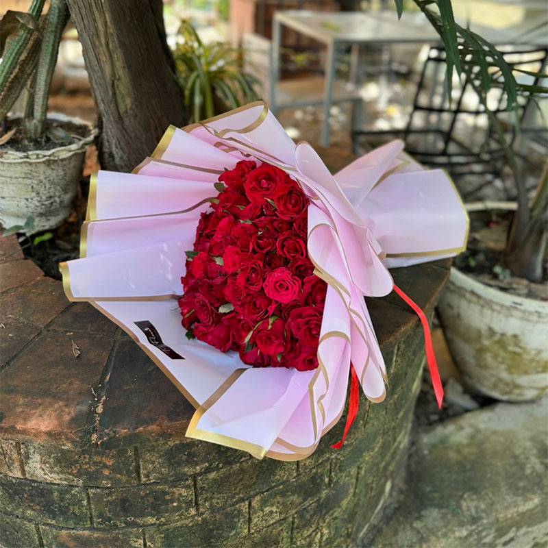 Scarlet Elegance Bouquet