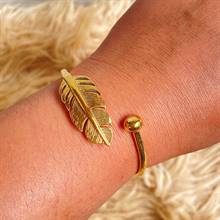 Gold-polished Feather Bangle by Collection de Euphoria