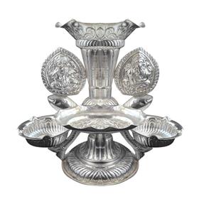 Silvercoated Macha Tikadani 8.5 inch Round Base