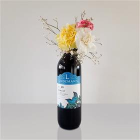 Lindeman's Bin 40 Merlot Red Wine (750 ml) with Mini Floral Bouquet