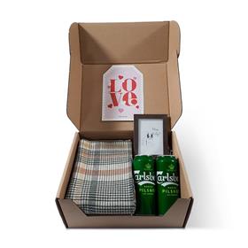 Carlsberg Pilsner Beer & Benedict Scarf Hamper for Him