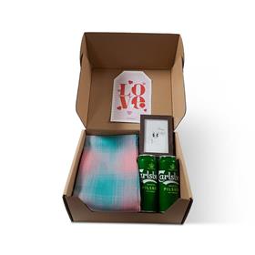 Carlsberg Pilsner Beer & Noah Scarf Hamper for Him
