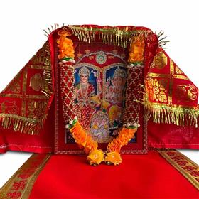 Goddess Laxmi and Lord Ganesh Photo Frame with Mala, Chunni and Aasan - T2