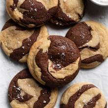 Choco Vanilla Cookies (Qty 20) from European Bakery