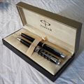 Parker IM METAL Black CT FP Medium + LATITUDE LAQ BLACK CT BP
